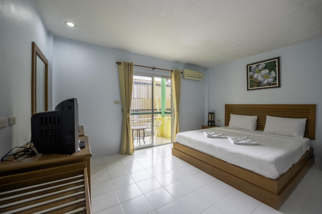 Simply Hotel Plage de Kata Extérieur photo